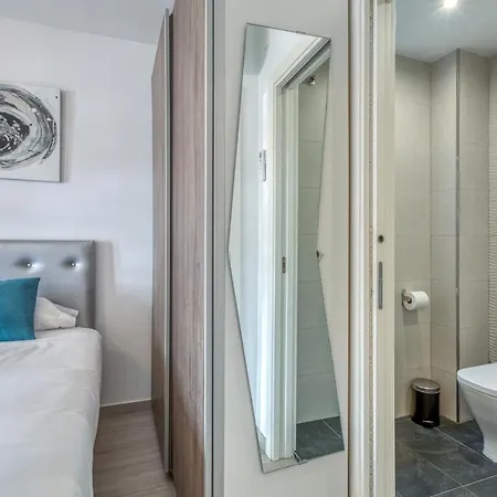 Hanami Castillo Διαμέρισμα Εστεπόνα